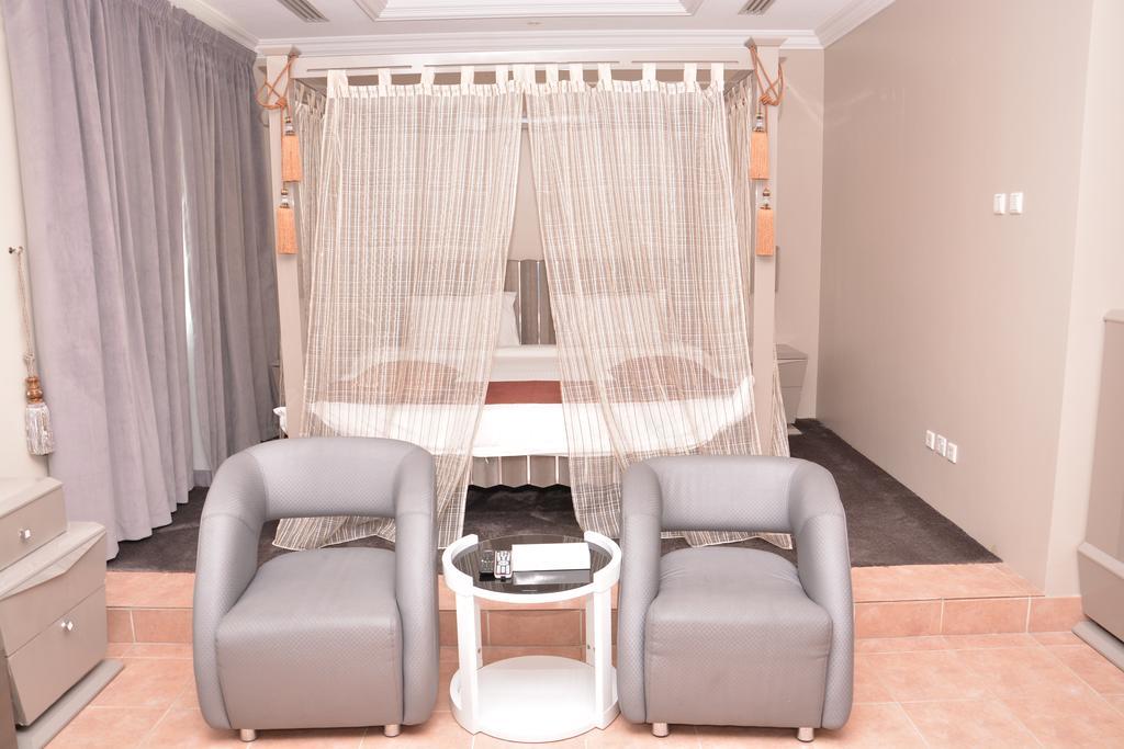 Janadriyah Suites 13 Nadinah Exterior foto